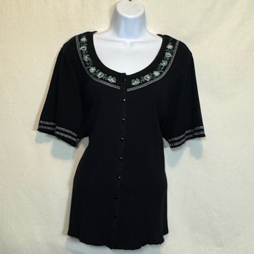 G 65 Denim & Company PLUS SIZE 2X Black with Floral Embroidered Trim Blouse